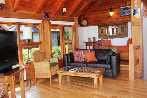 Colina Del Manzano Lodge *
